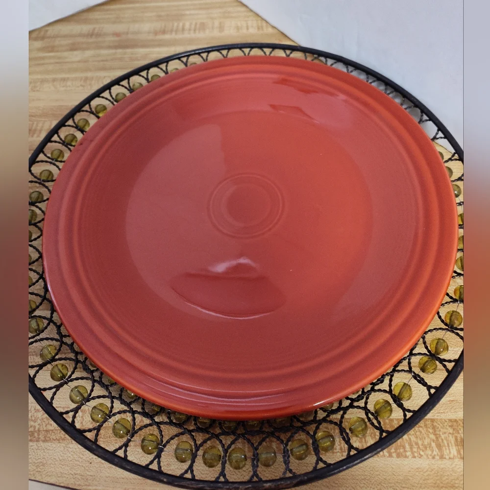 VTG Pier 1 Beaded/Wire Round Serving Tray Plate Holders Set Of 2 Green & Berry